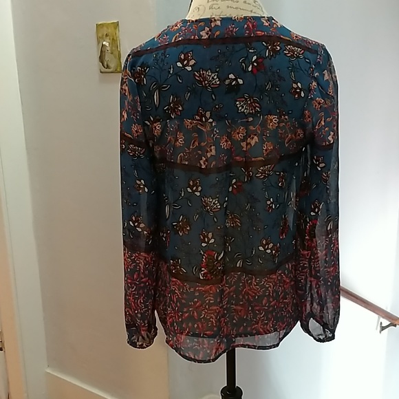 🎀 Everly sheer print top Sz XS - Picture 3 of 7